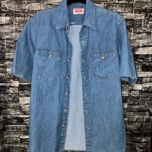 Wrangler Blue Denim Women's Button Down Shirt